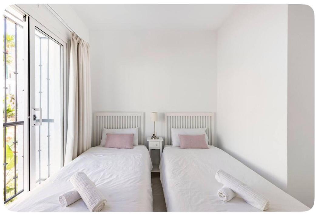 La Casa En La Carihuela Playa A 4 Minutos A Pie Villa ตอร์เรโมลิโนส ภายนอก รูปภาพ