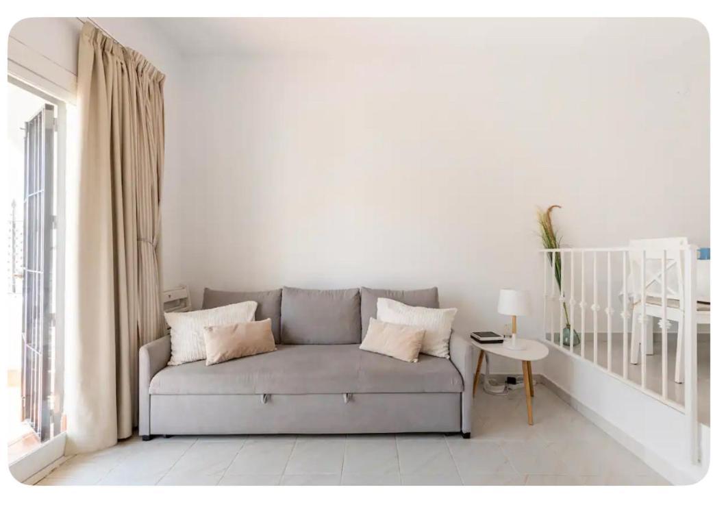 La Casa En La Carihuela Playa A 4 Minutos A Pie Villa ตอร์เรโมลิโนส ภายนอก รูปภาพ